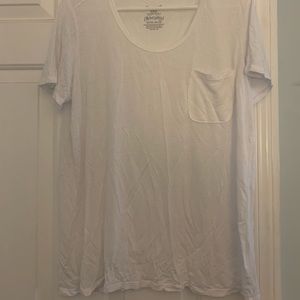 Womens faded glory white pocket tee